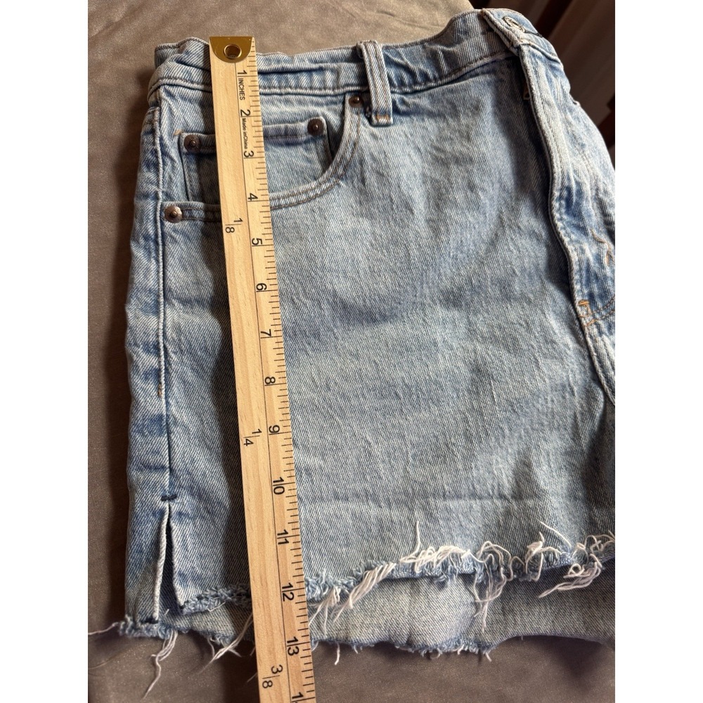 Abercrombie & Fitch The Mom Short Womens 31/12 Blue Cotton High Rise Raw Hem - Picture 6 of 7